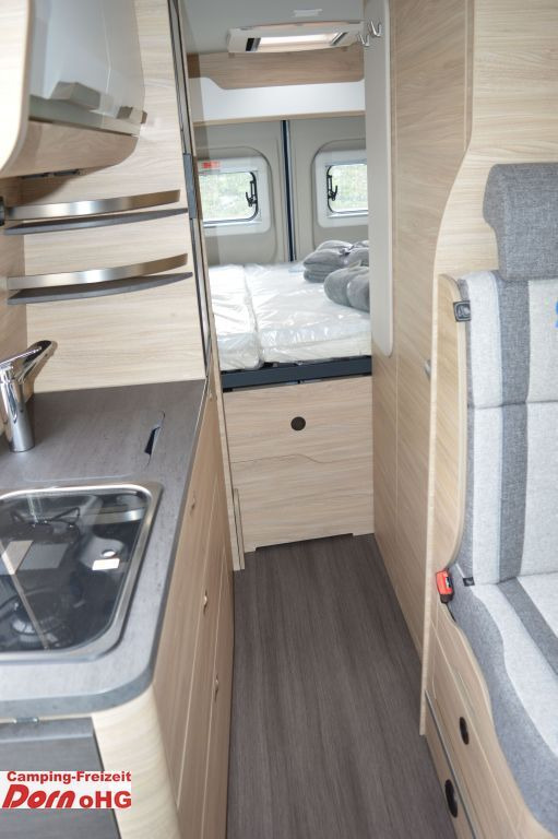 Yeni Camper van Knaus BoxStar 600 Street 60 Years Aufstelldach Komfort Knaus BoxStar 600 Street 60 Years Aufstelldach Komfort: fotoğraf 11