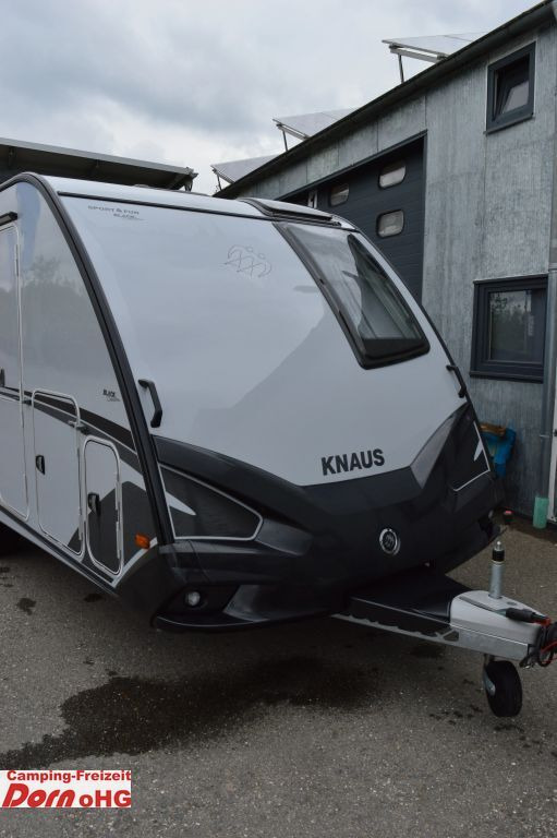Knaus Sport&Fun 480 QL Black Selection Auflastung 1700 - Çekme karavan: fotoğraf 5 Knaus Sport&Fun 480 QL Black Selection Auflastung 1700 - Çekme karavan: fotoğraf 5