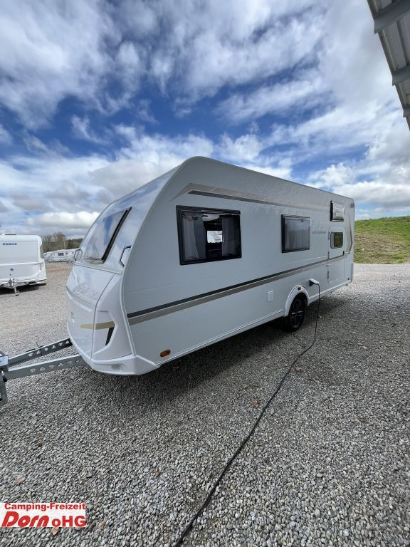 Weinsberg CaraOne 550 QDK Deckenschränke Weinsberg CaraOne 550 QDK Deckenschränke - Çekme karavan: fotoğraf 5 Weinsberg CaraOne 550 QDK Deckenschränke Weinsberg CaraOne 550 QDK Deckenschränke - Çekme karavan: fotoğraf 5