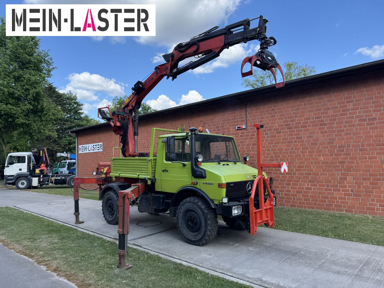 Unimog U 1650 PK 10500 Kran 15 m max. 3,9 t Seilwinde - Vinçli kamyon: fotoğraf 1 Unimog U 1650 PK 10500 Kran 15 m max. 3,9 t Seilwinde - Vinçli kamyon: fotoğraf 1