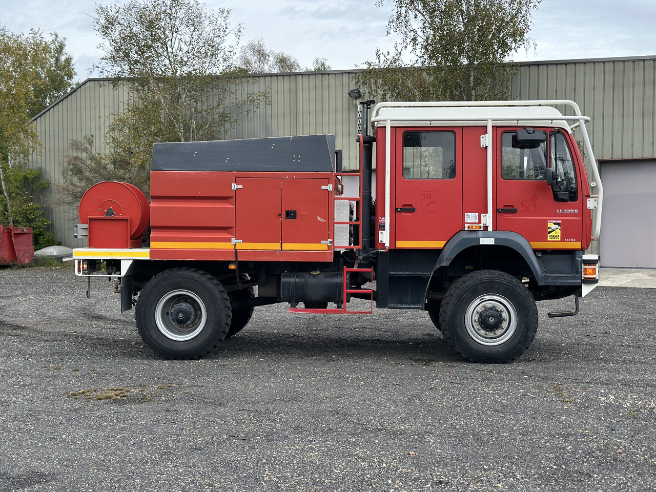 MAN LE 220B. 4x4 - İtfaiye aracı: fotoğraf 2 MAN LE 220B. 4x4 - İtfaiye aracı: fotoğraf 2