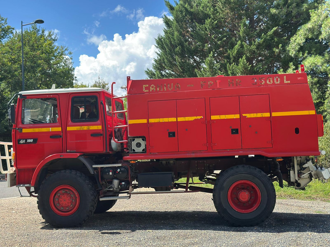 RENAULT M180 - İtfaiye aracı: fotoğraf 4 RENAULT M180 - İtfaiye aracı: fotoğraf 4