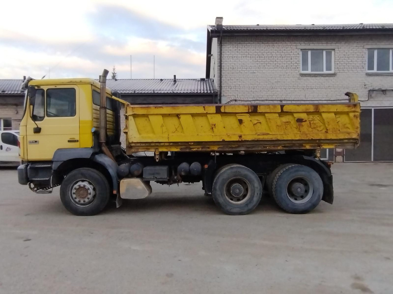 MAN 26.403 - Damperli kamyon: fotoğraf 5 MAN 26.403 - Damperli kamyon: fotoğraf 5