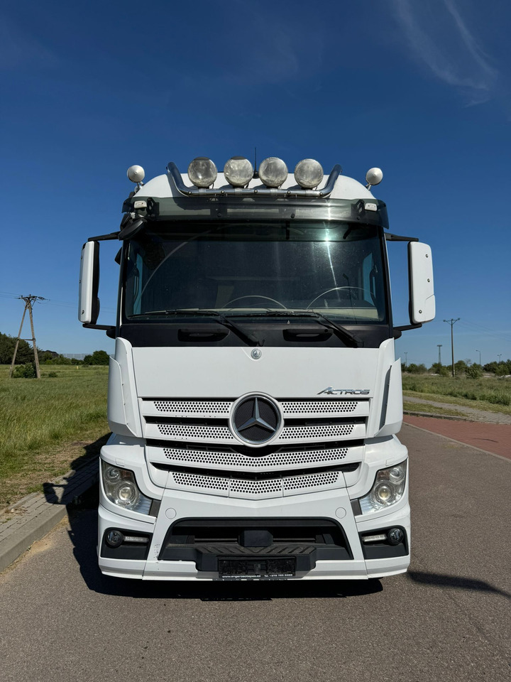 MERCEDES-BENZ ACTROS 2542 - Kapalı kasa kamyon: fotoğraf 4 MERCEDES-BENZ ACTROS 2542 - Kapalı kasa kamyon: fotoğraf 4