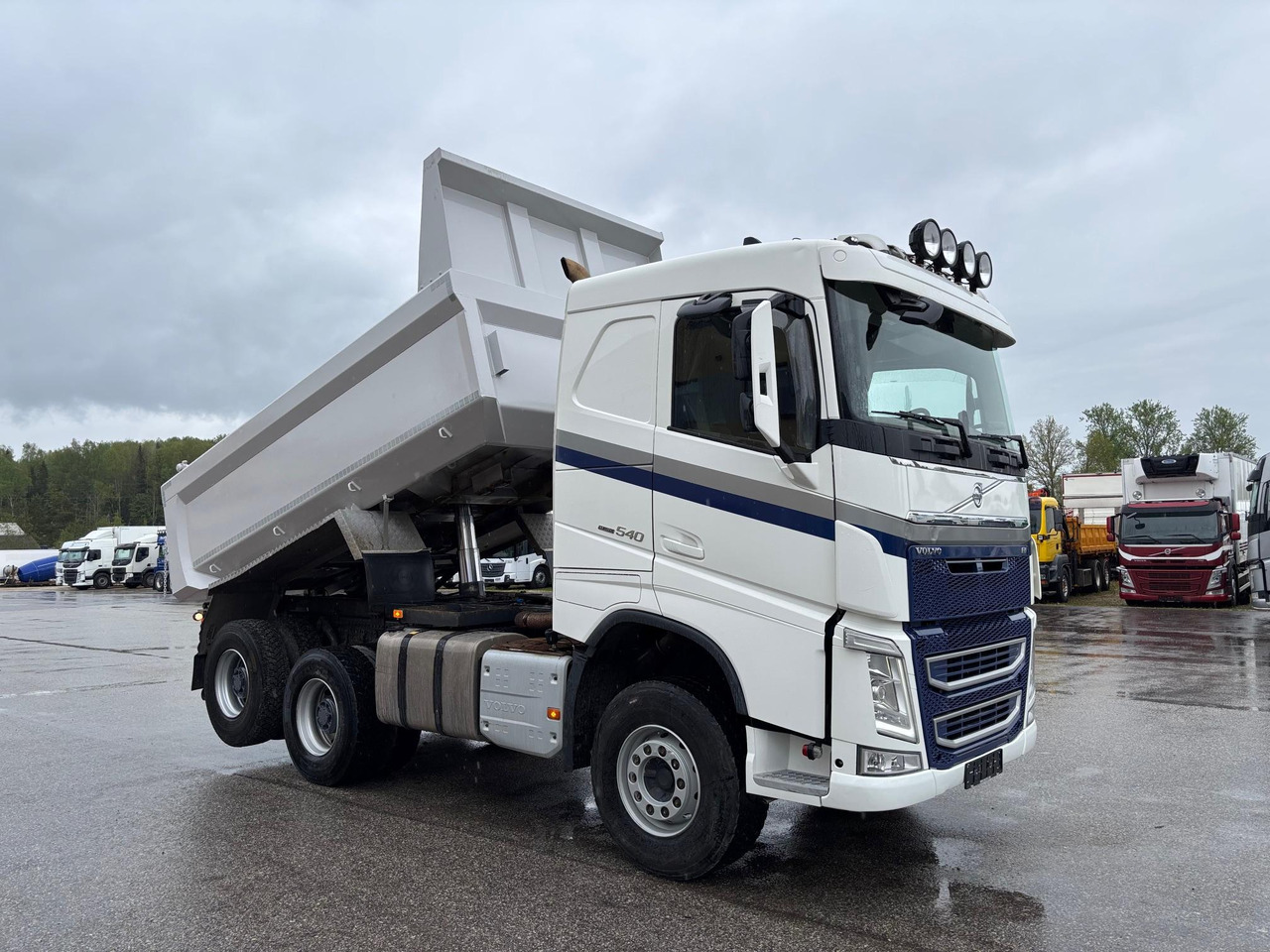 Damperli kamyon VOLVO FH540: fotoğraf 1