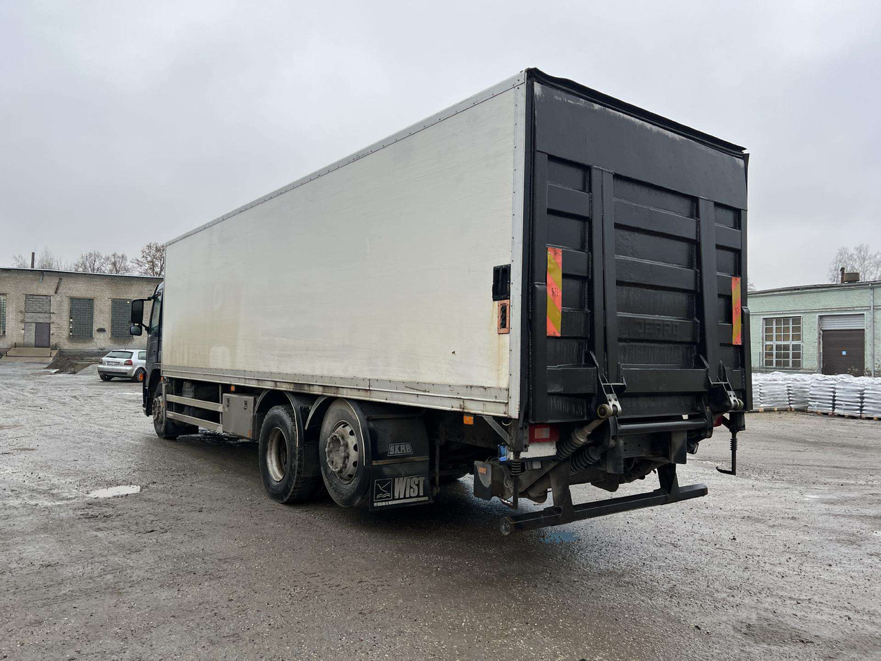 VOLVO FM9.260 - Kapalı kasa kamyon: fotoğraf 5 VOLVO FM9.260 - Kapalı kasa kamyon: fotoğraf 5