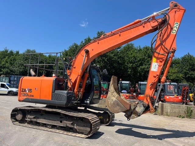 Hitachi ZX 130 LC N-5 - Paletli ekskavatör: fotoğraf 2 Hitachi ZX 130 LC N-5 - Paletli ekskavatör: fotoğraf 2