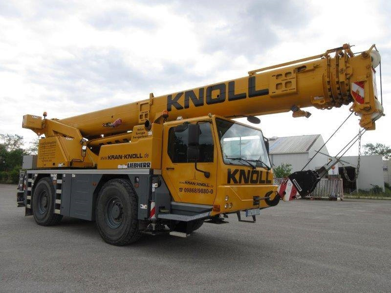 Liebherr LTM 1040-2.1 - All-terrain vinç: fotoğraf 4 Liebherr LTM 1040-2.1 - All-terrain vinç: fotoğraf 4