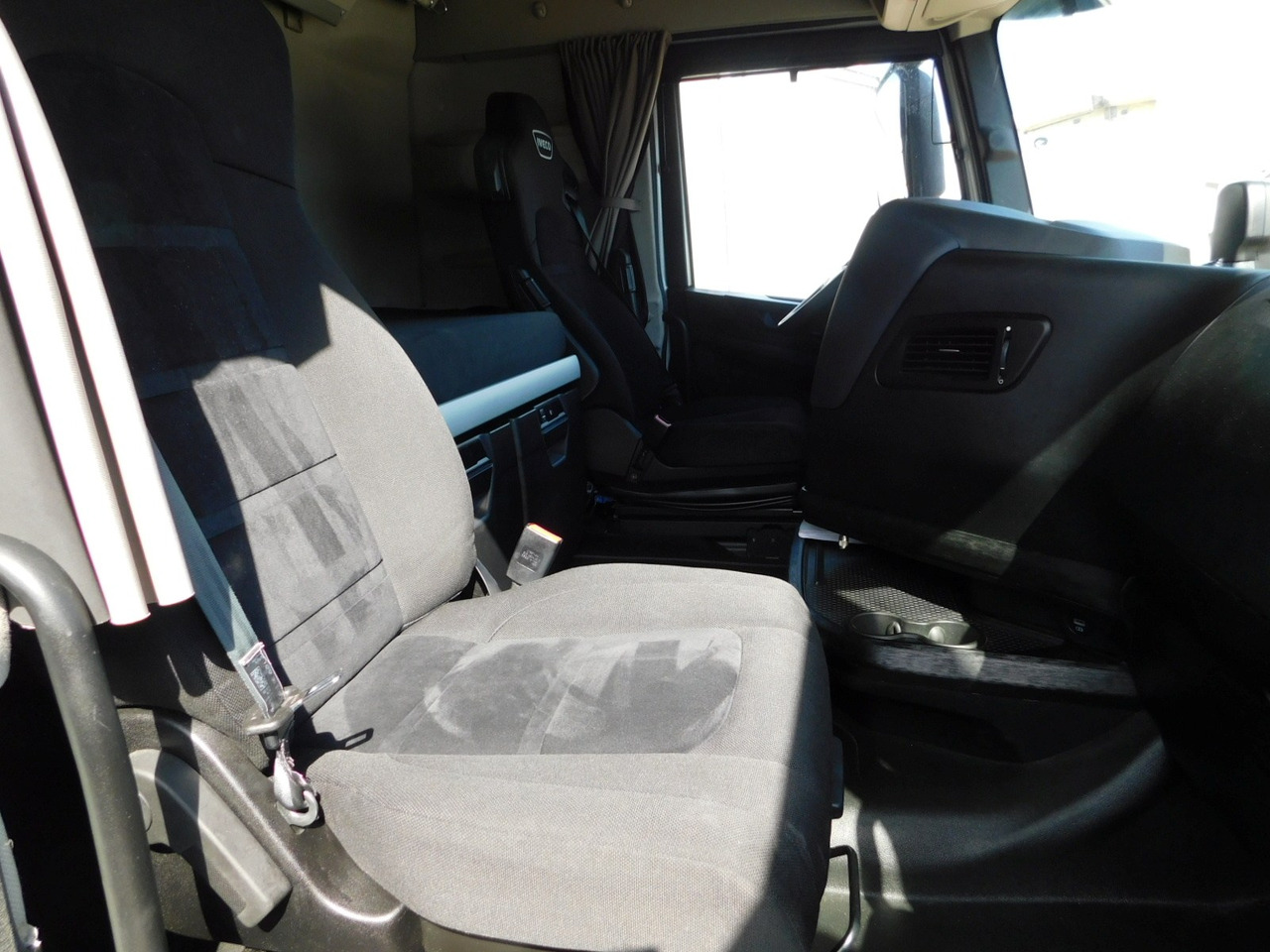 Iveco As440stfp lt - Çekici: fotoğraf 5 Iveco As440stfp lt - Çekici: fotoğraf 5