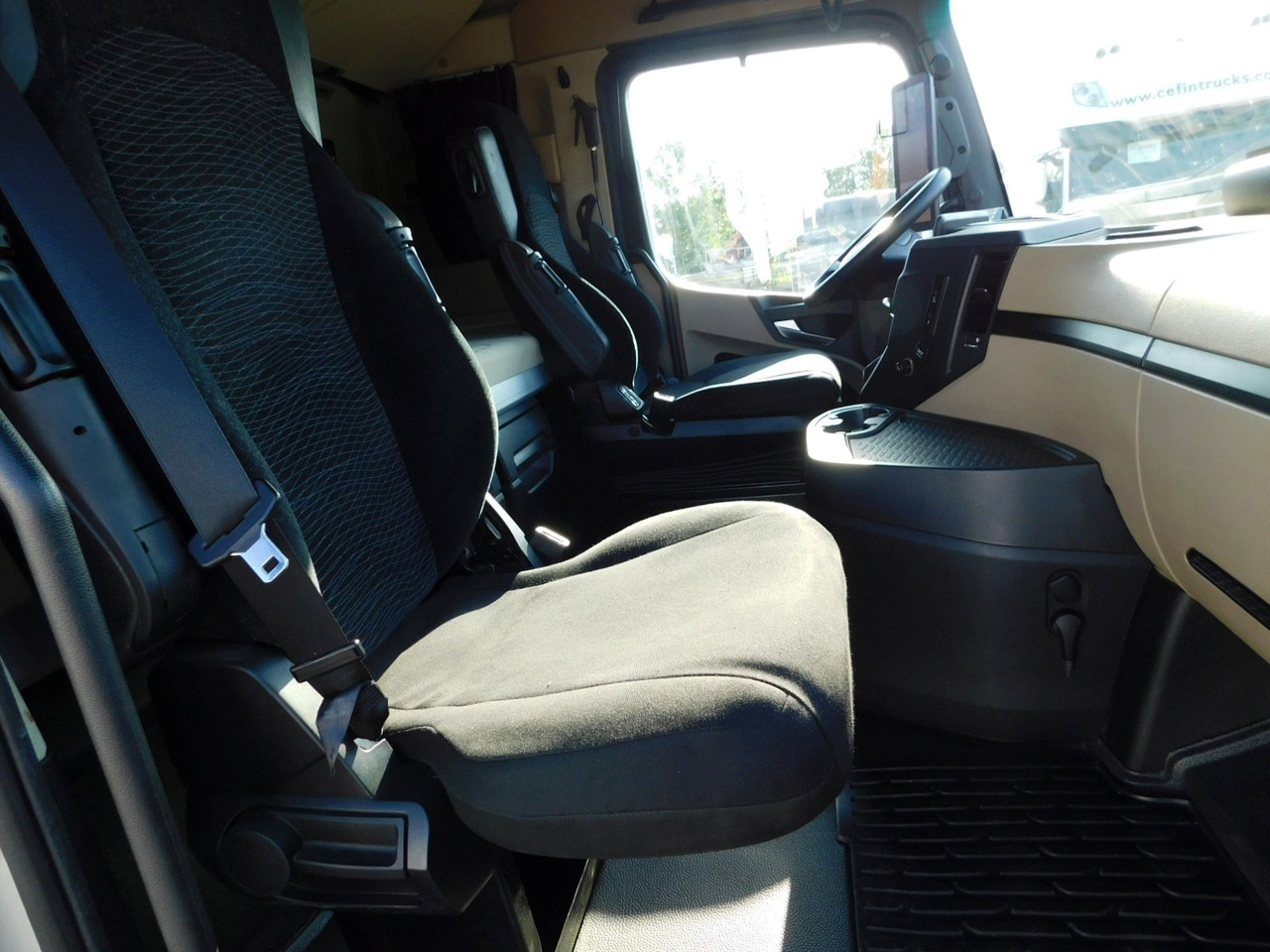 Mercedes Actros - Çekici: fotoğraf 5 Mercedes Actros - Çekici: fotoğraf 5