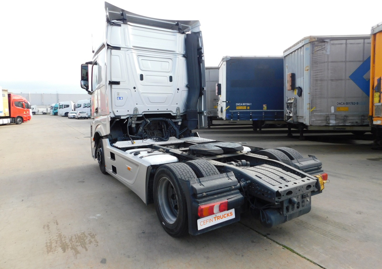 Mercedes Actros - Çekici: fotoğraf 4 Mercedes Actros - Çekici: fotoğraf 4