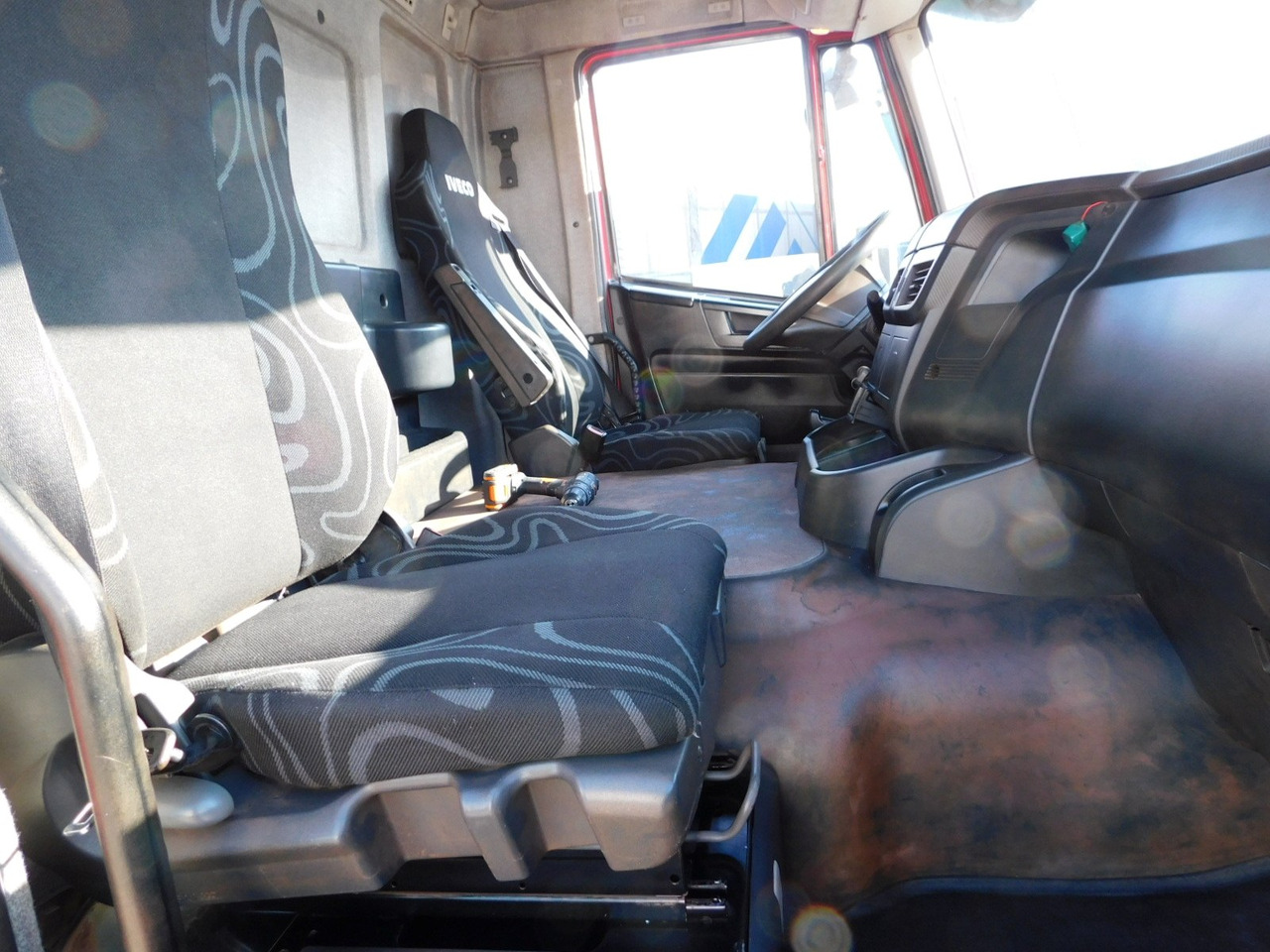 Iveco Trakker 450 - Damperli kamyon: fotoğraf 5 Iveco Trakker 450 - Damperli kamyon: fotoğraf 5