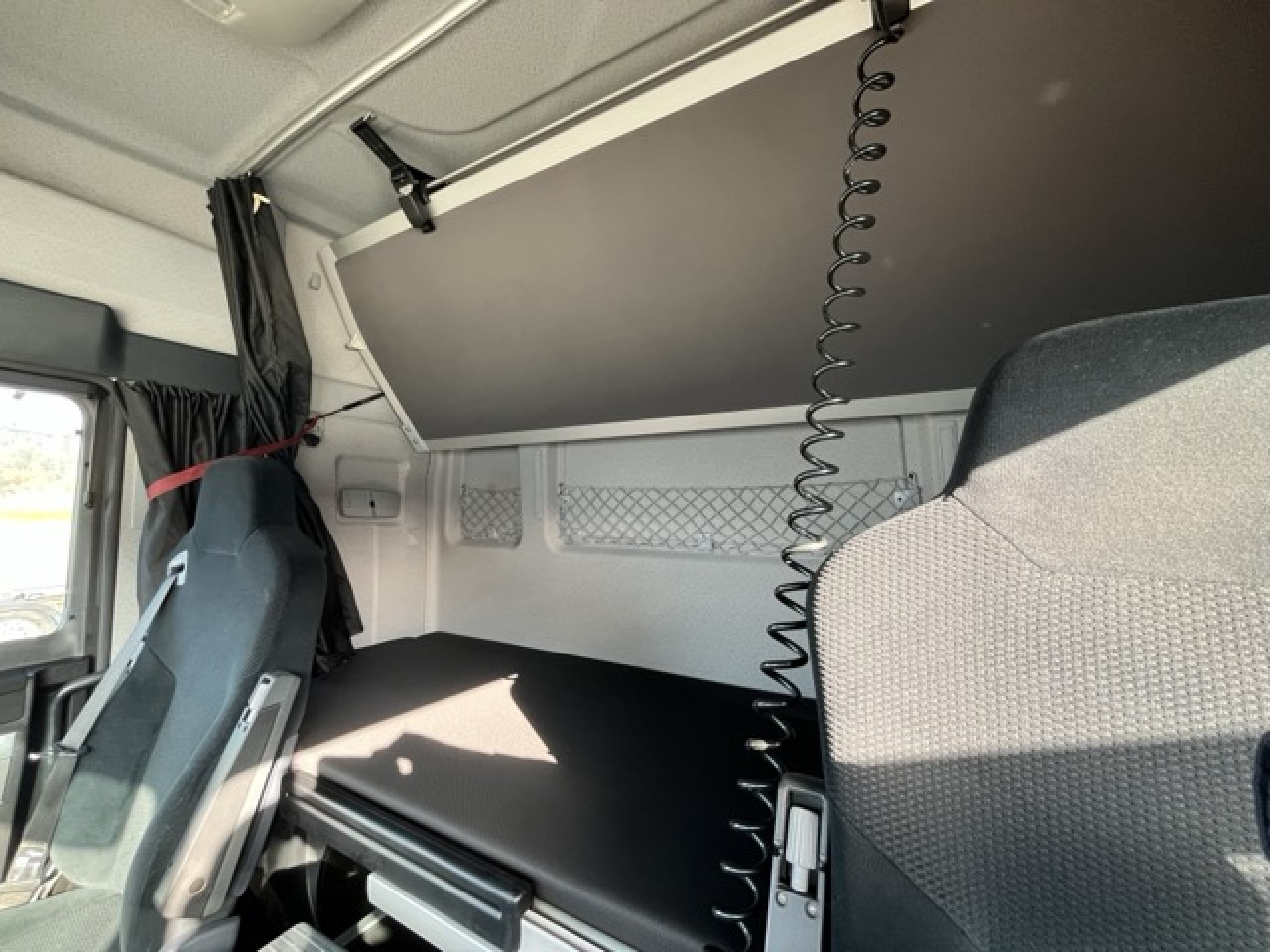 MAN TGX 26.480 6x4 BLS Euro6 Intarder Klima Luftfeder - Çekici: fotoğraf 5 MAN TGX 26.480 6x4 BLS Euro6 Intarder Klima Luftfeder - Çekici: fotoğraf 5