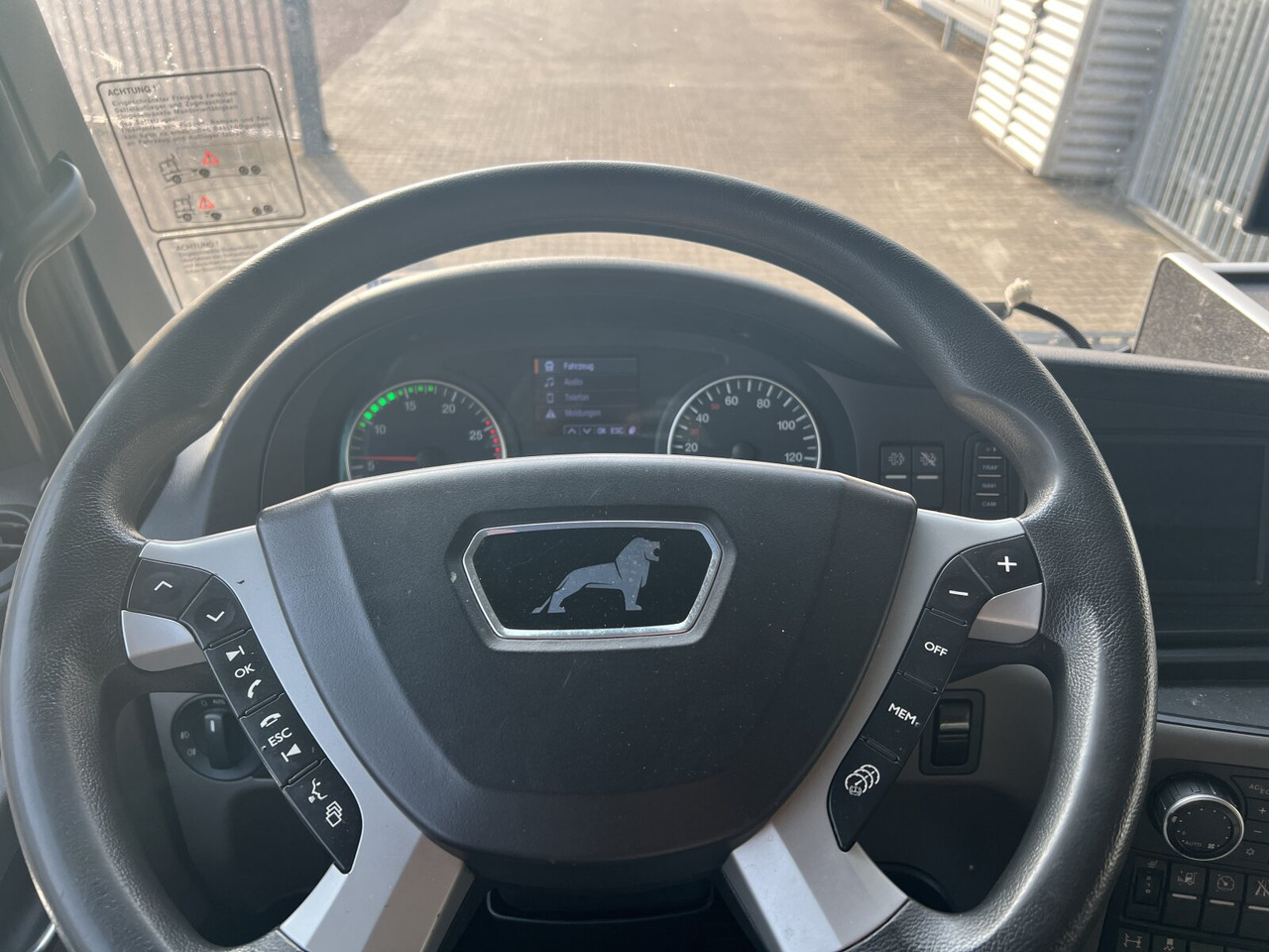 MAN TGX 18.500 4X2 LLS TGX 18.500 4X2 LLS, Retarder, Vollumer - Çekici: fotoğraf 3 MAN TGX 18.500 4X2 LLS TGX 18.500 4X2 LLS, Retarder, Vollumer - Çekici: fotoğraf 3