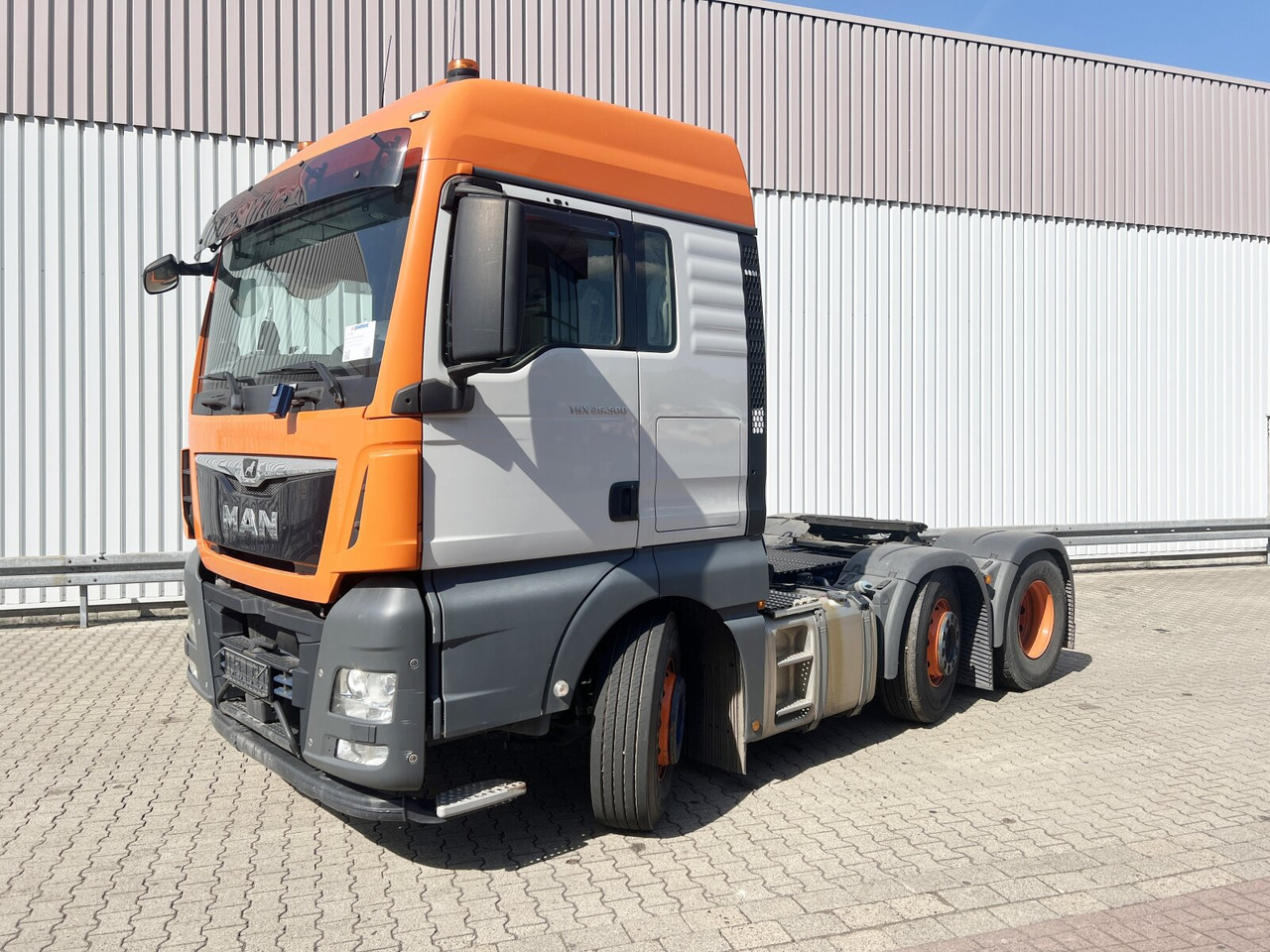 MAN TGX 26.500 6X2/4 BLS TGX 26.500 6X2/4 BLS, Intarder, Vorlauflenk-/lift, Standklima, XXL-Fahrerhaus - Çekici: fotoğraf 1 MAN TGX 26.500 6X2/4 BLS TGX 26.500 6X2/4 BLS, Intarder, Vorlauflenk-/lift, Standklima, XXL-Fahrerhaus - Çekici: fotoğraf 1