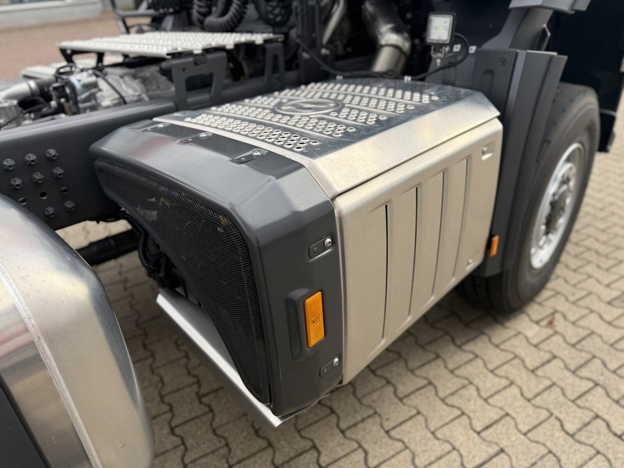 Mercedes-Benz Arocs 1853 AS 4x4 Arocs 1853 AS 4x4, Retarder, MultimediaCockpit, Navi - Çekici: fotoğraf 3 Mercedes-Benz Arocs 1853 AS 4x4 Arocs 1853 AS 4x4, Retarder, MultimediaCockpit, Navi - Çekici: fotoğraf 3