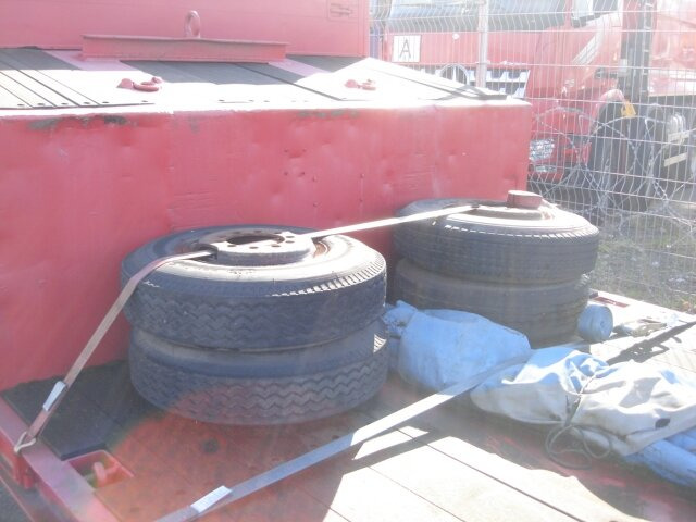 Goldhofer STZ -TL3-32/80 Goldhofer STZ-TL3-32/80 Nutzlast: 35 to., 5,85 m Tiefbett - Alçak çerçeveli platform dorse: fotoğraf 5 Goldhofer STZ -TL3-32/80 Goldhofer STZ-TL3-32/80 Nutzlast: 35 to., 5,85 m Tiefbett - Alçak çerçeveli platform dorse: fotoğraf 5