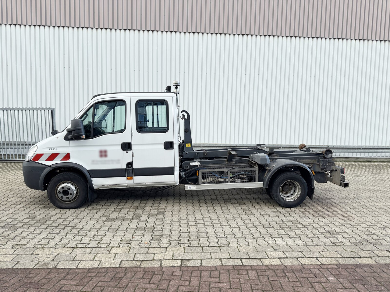 Iveco Daily 70C14D 4x2 Doka Daily 70C14D 4x2 Doka, EEV, City-Abroller - Kancalı yükleyici kamyon: fotoğraf 1 Iveco Daily 70C14D 4x2 Doka Daily 70C14D 4x2 Doka, EEV, City-Abroller - Kancalı yükleyici kamyon: fotoğraf 1