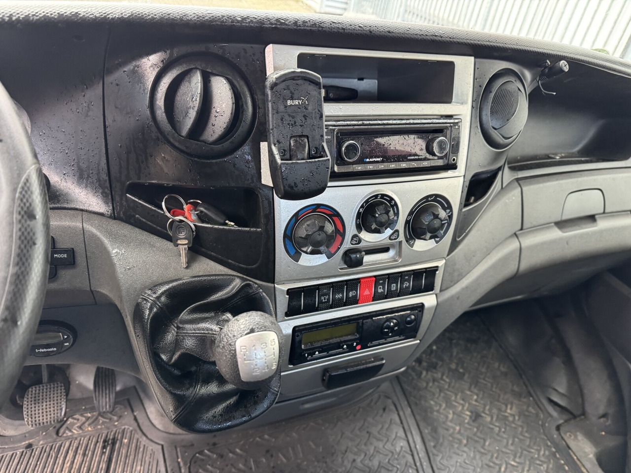 Iveco Daily 70C14D 4x2 Doka Daily 70C14D 4x2 Doka, EEV, City-Abroller - Kancalı yükleyici kamyon: fotoğraf 2 Iveco Daily 70C14D 4x2 Doka Daily 70C14D 4x2 Doka, EEV, City-Abroller - Kancalı yükleyici kamyon: fotoğraf 2