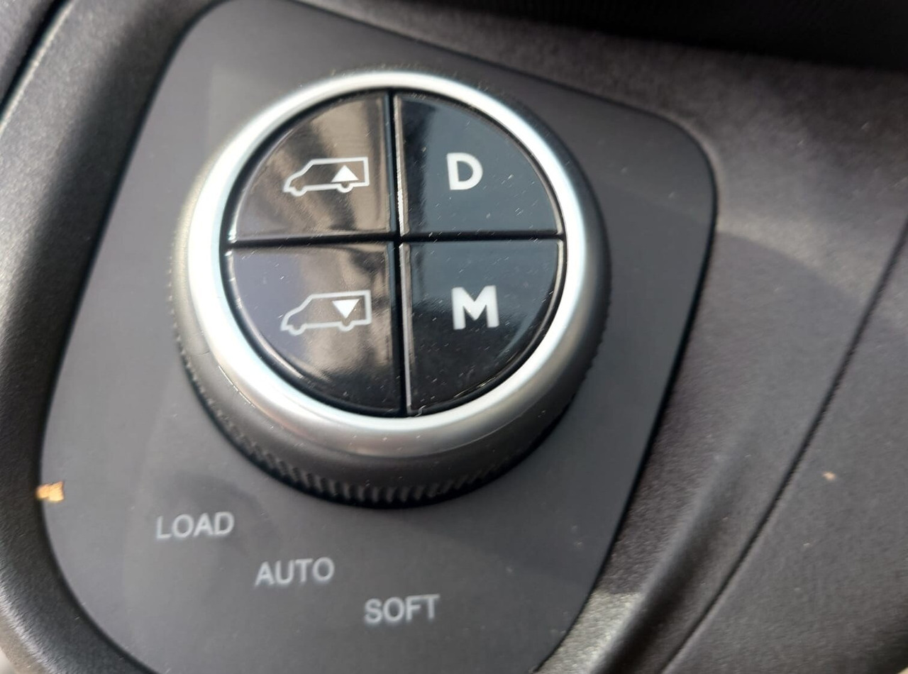 Iveco Daily 72C18H/P DK 4x2 Daily 72C18H/P DK 4x2, Nebenantrieb - Şasi kamyon: fotoğraf 4 Iveco Daily 72C18H/P DK 4x2 Daily 72C18H/P DK 4x2, Nebenantrieb - Şasi kamyon: fotoğraf 4