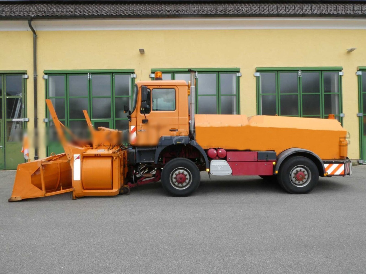 MAN 19.464 4x4 BB 19.464 4x4 BB, Schneefräse mit Separatmotor - Kamyon: fotoğraf 1 MAN 19.464 4x4 BB 19.464 4x4 BB, Schneefräse mit Separatmotor - Kamyon: fotoğraf 1