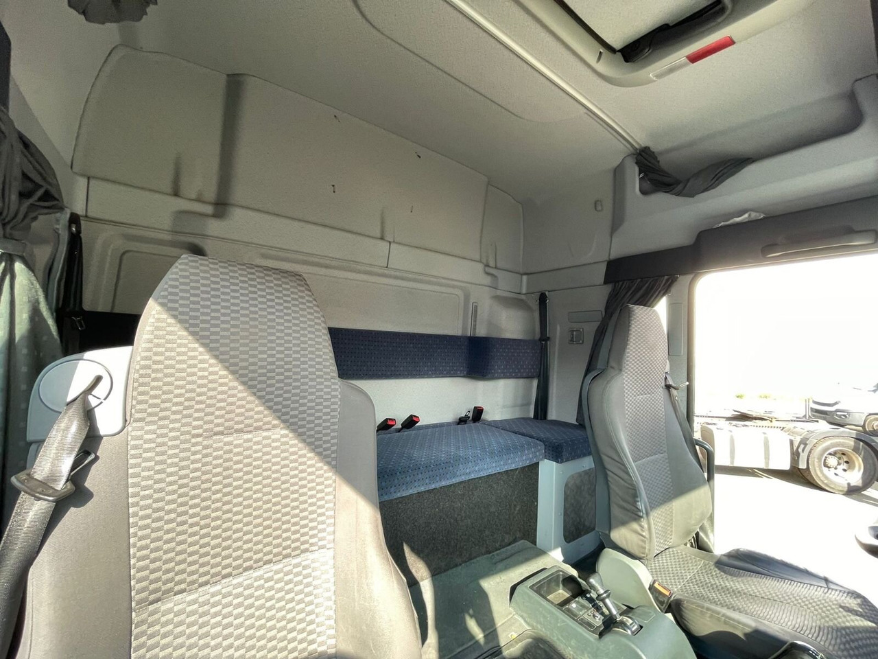 MAN TGM 18.330 4X2 LL TGM 18.330 4X2 LL, Fahrschulausstattung - Kamyon: fotoğraf 4 MAN TGM 18.330 4X2 LL TGM 18.330 4X2 LL, Fahrschulausstattung - Kamyon: fotoğraf 4