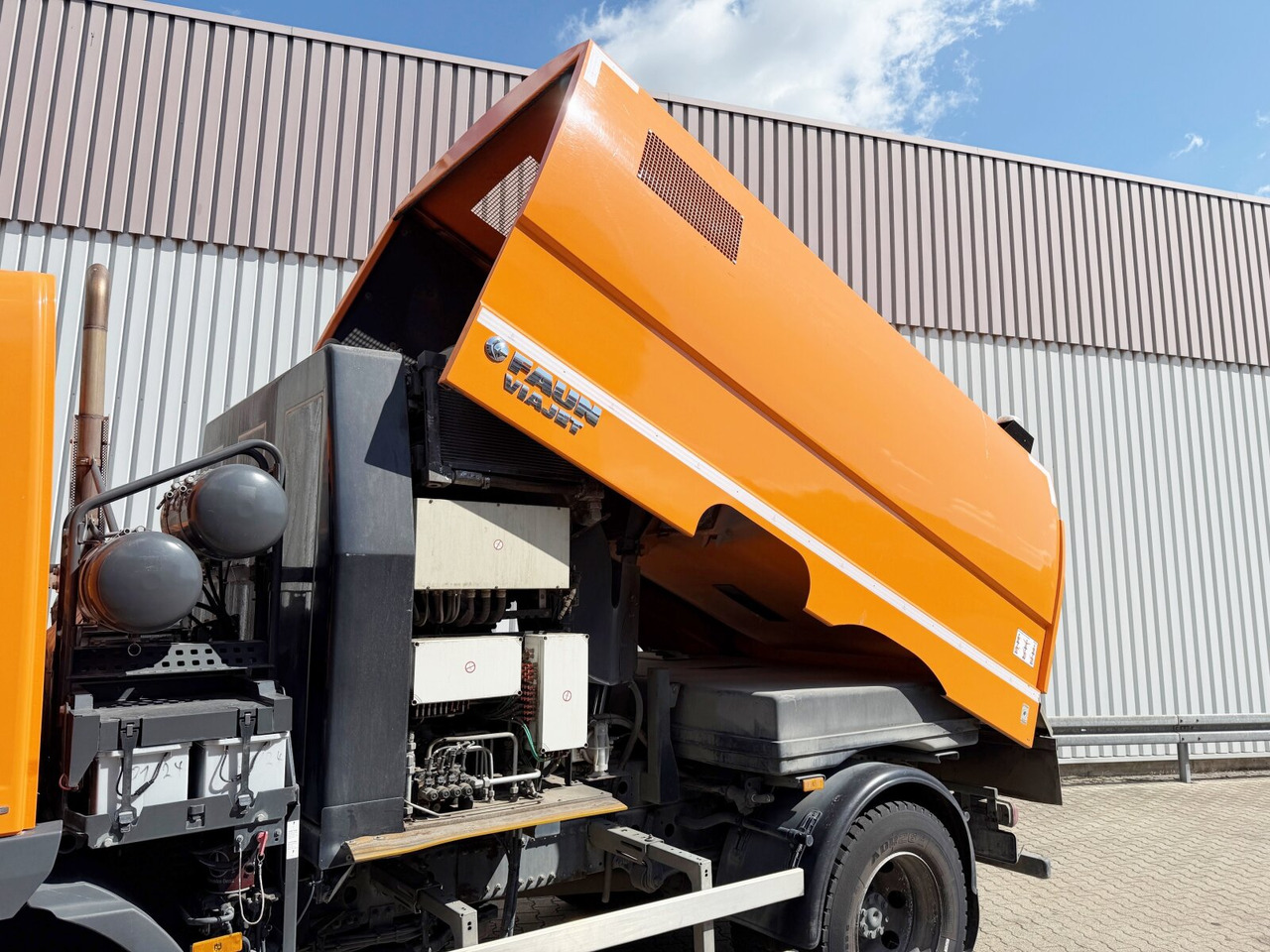 Mercedes-Benz Atego 1524 LKO 4x2 Atego 1524 LKO 4x2, Kehrmaschine FAUN Viajet 6RH - Kamyon: fotoğraf 2 Mercedes-Benz Atego 1524 LKO 4x2 Atego 1524 LKO 4x2, Kehrmaschine FAUN Viajet 6RH - Kamyon: fotoğraf 2