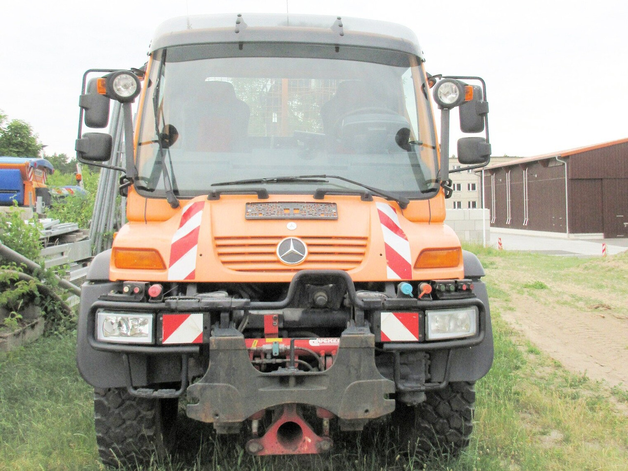 Unimog U500 4x4 U500 4x4 405/40 mit Heckkran Hiab 077-1 HiDuo, absattelbar, Funk - Kamyonet: fotoğraf 4 Unimog U500 4x4 U500 4x4 405/40 mit Heckkran Hiab 077-1 HiDuo, absattelbar, Funk - Kamyonet: fotoğraf 4