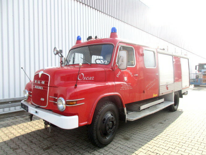MAN 450 HALF TRO-TLF16 4x2 450 HALF TRO-TLF 16 - Ambulans arabası: fotoğraf 1 MAN 450 HALF TRO-TLF16 4x2 450 HALF TRO-TLF 16 - Ambulans arabası: fotoğraf 1