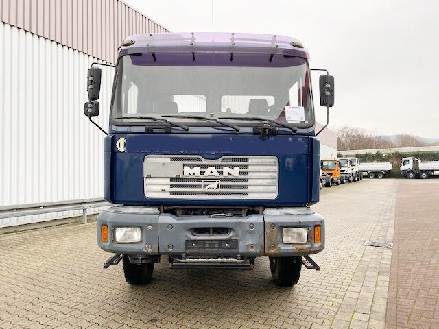 MAN T40 26.364/414 6x4, 6-Zylinder T40 26.364/414 6x4, 6-Zylinder - Şasi kamyon: fotoğraf 4 MAN T40 26.364/414 6x4, 6-Zylinder T40 26.364/414 6x4, 6-Zylinder - Şasi kamyon: fotoğraf 4