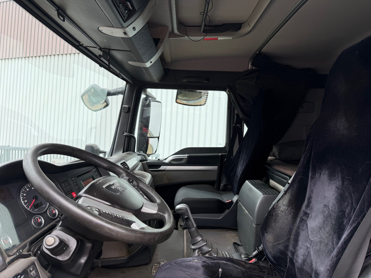 MAN TGA 26.400 6x6 BB TGA 26.400 6x6 BB, Winterdienstausstattung - Damperli kamyon: fotoğraf 4 MAN TGA 26.400 6x6 BB TGA 26.400 6x6 BB, Winterdienstausstattung - Damperli kamyon: fotoğraf 4