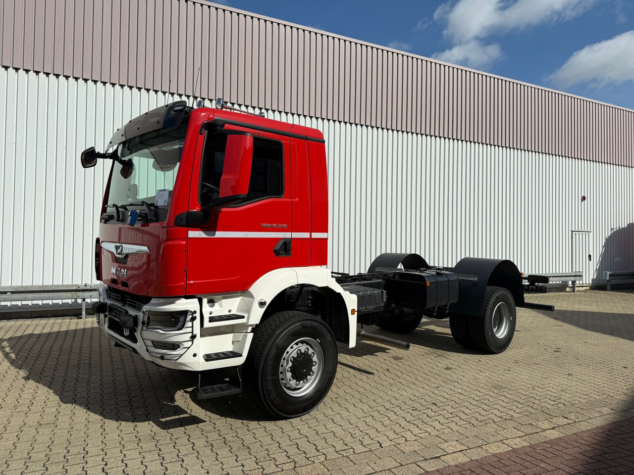 MAN TGM 18.320 4x4 BB CH TGM 18.320 4x4 BB CH - Şasi kamyon: fotoğraf 1 MAN TGM 18.320 4x4 BB CH TGM 18.320 4x4 BB CH - Şasi kamyon: fotoğraf 1