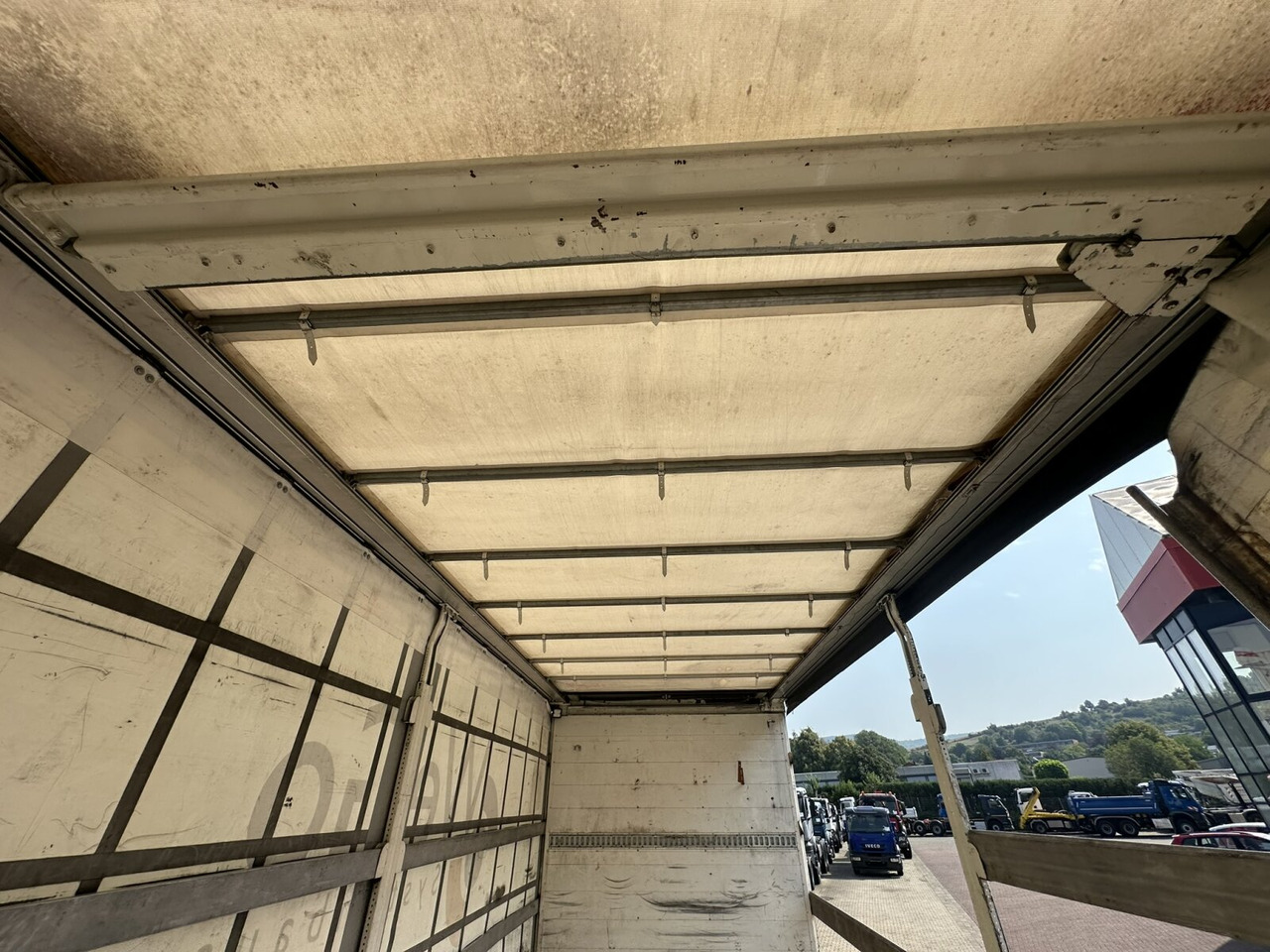 MAN TGS 26.400 6x2-4 LL TGS 26.400 6x2-4 LL, Lenk-/Lift, Edscha, Heckkran Palfinger PK23002-C + Jib PJ060A, Funk - Tenteli kamyon, Vinçli kamyon: fotoğraf 2 MAN TGS 26.400 6x2-4 LL TGS 26.400 6x2-4 LL, Lenk-/Lift, Edscha, Heckkran Palfinger PK23002-C + Jib PJ060A, Funk - Tenteli kamyon, Vinçli kamyon: fotoğraf 2