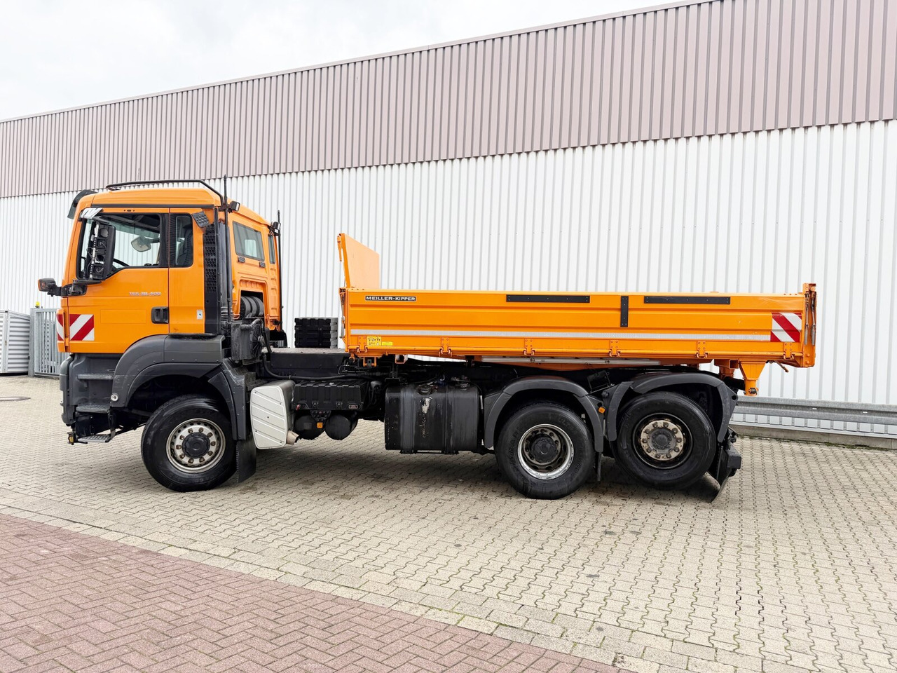 MAN TGS 28.400 6x4-4 BL TGS 28.400 6x4-4 BL, EEV, Lenk-/Liftachse, Wechselsystem - Damperli kamyon: fotoğraf 2 MAN TGS 28.400 6x4-4 BL TGS 28.400 6x4-4 BL, EEV, Lenk-/Liftachse, Wechselsystem - Damperli kamyon: fotoğraf 2