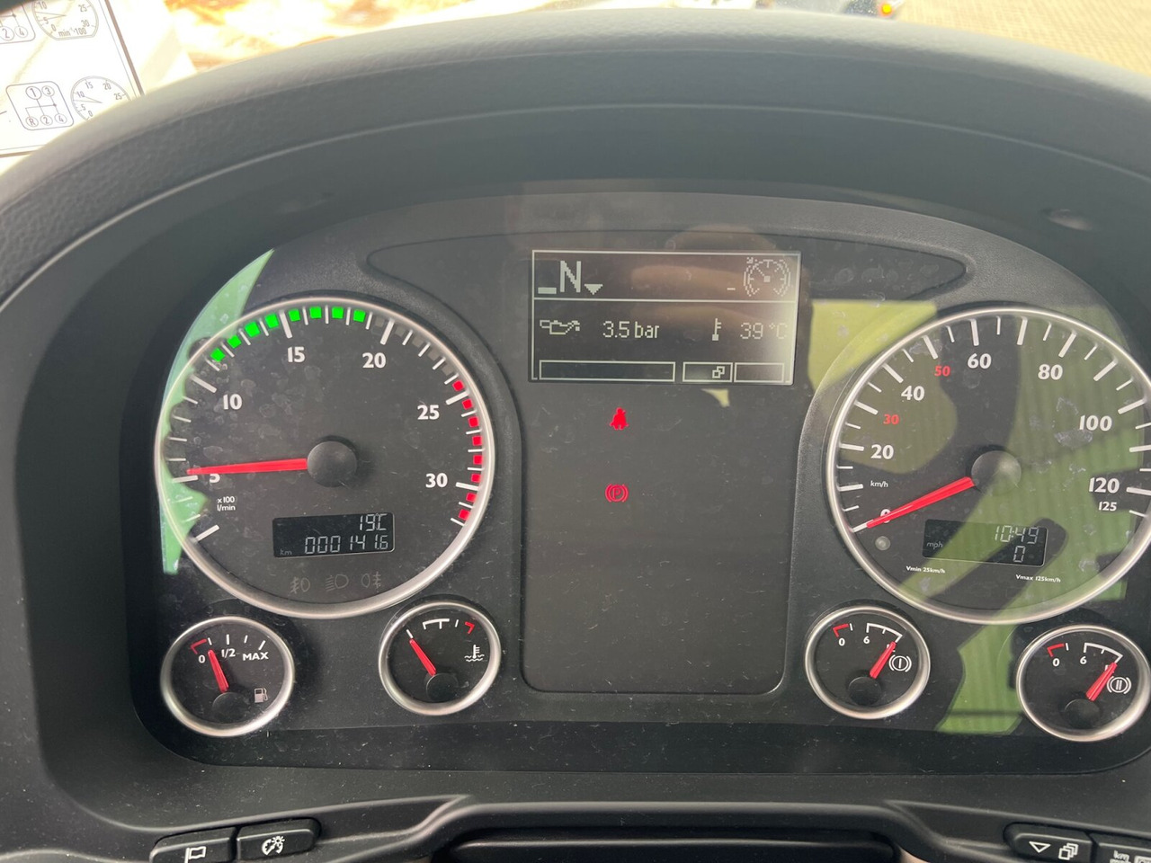 MAN TGS 33.360/440 6x4 BB TGS 33.360/440 6x4 BB, Häckslerkabine, NMV Nebenantrieb - Şasi kamyon: fotoğraf 4 MAN TGS 33.360/440 6x4 BB TGS 33.360/440 6x4 BB, Häckslerkabine, NMV Nebenantrieb - Şasi kamyon: fotoğraf 4