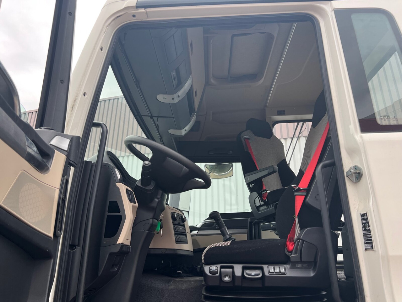 MAN TGS 33.360/440 6x4 BB TGS 33.360/440 6x4 BB, Häckslerkabine, NMV Nebenantrieb - Şasi kamyon: fotoğraf 2 MAN TGS 33.360/440 6x4 BB TGS 33.360/440 6x4 BB, Häckslerkabine, NMV Nebenantrieb - Şasi kamyon: fotoğraf 2