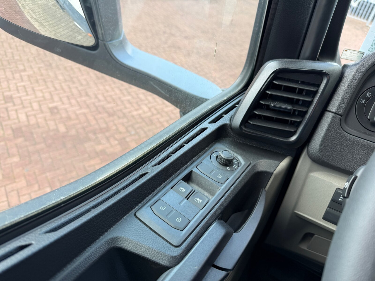 MAN TGS 33.440 6x6 BB CH TGS 33.440 6x6 BB CH, Hohe Bauart, Nebenantrieb - Şasi kamyon: fotoğraf 5 MAN TGS 33.440 6x6 BB CH TGS 33.440 6x6 BB CH, Hohe Bauart, Nebenantrieb - Şasi kamyon: fotoğraf 5