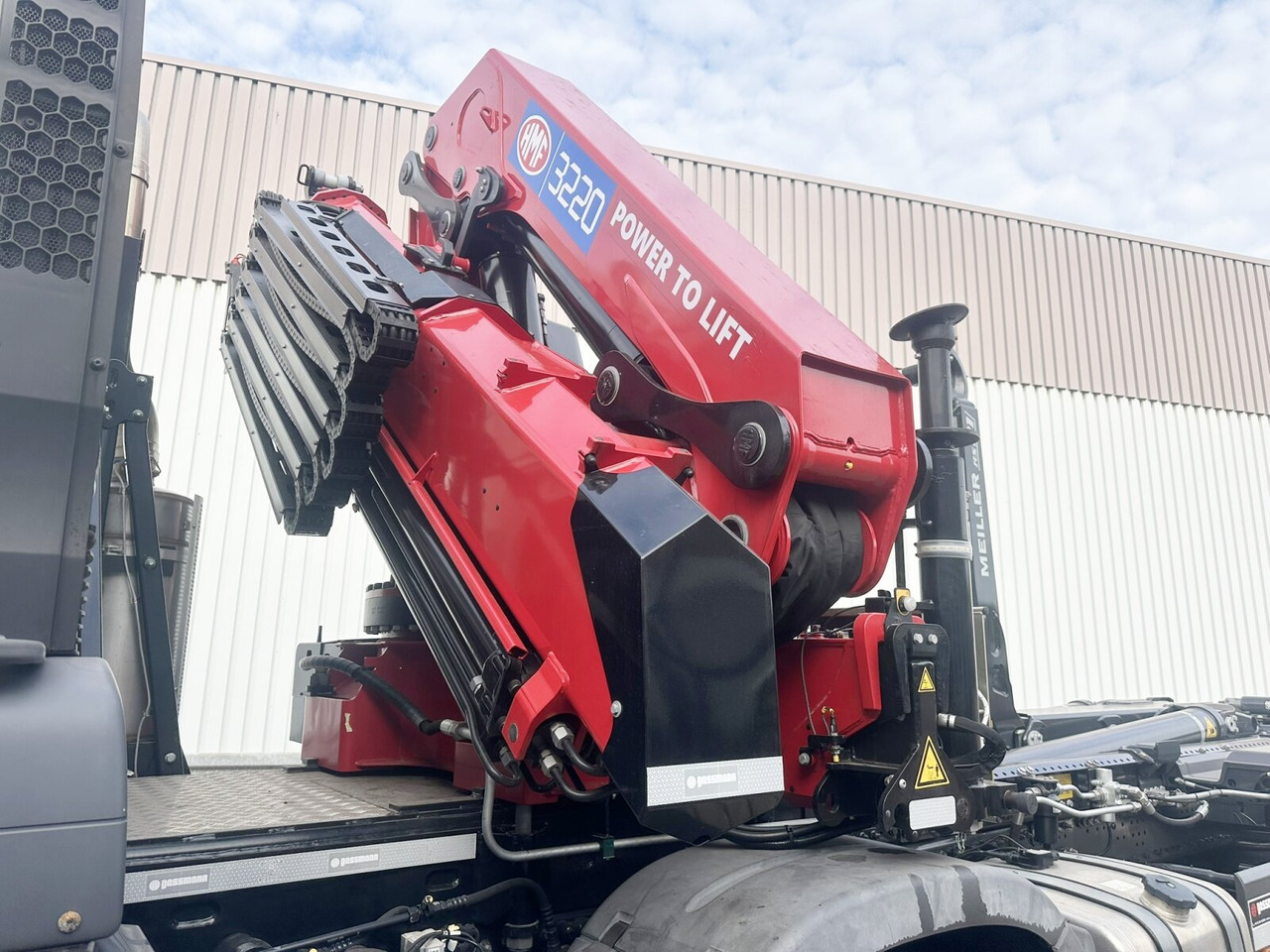 MAN TGS 35.480 8X4 BL TGS 35.480 8X4 BL, Intarder, Kran HMF 3220-K6, 4-fach Abstützung, Funk - Kancalı yükleyici kamyon, Vinçli kamyon: fotoğraf 3 MAN TGS 35.480 8X4 BL TGS 35.480 8X4 BL, Intarder, Kran HMF 3220-K6, 4-fach Abstützung, Funk - Kancalı yükleyici kamyon, Vinçli kamyon: fotoğraf 3