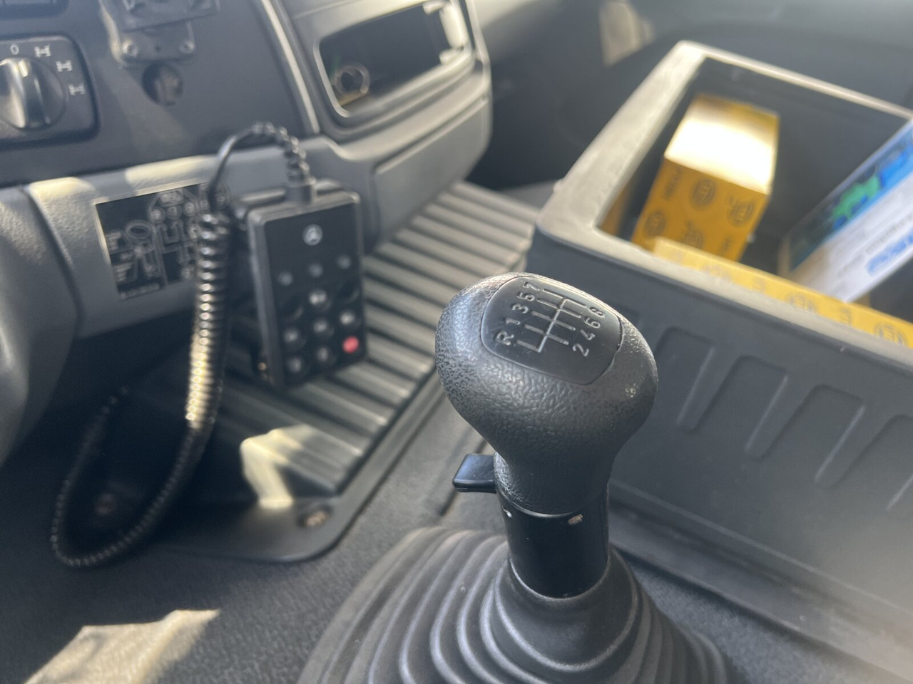 Mercedes-Benz Actros 2032 LA 4x4 Actros 2032 LA 4x4/ Rdstand 3.600 mm - Şasi kamyon: fotoğraf 4 Mercedes-Benz Actros 2032 LA 4x4 Actros 2032 LA 4x4/ Rdstand 3.600 mm - Şasi kamyon: fotoğraf 4