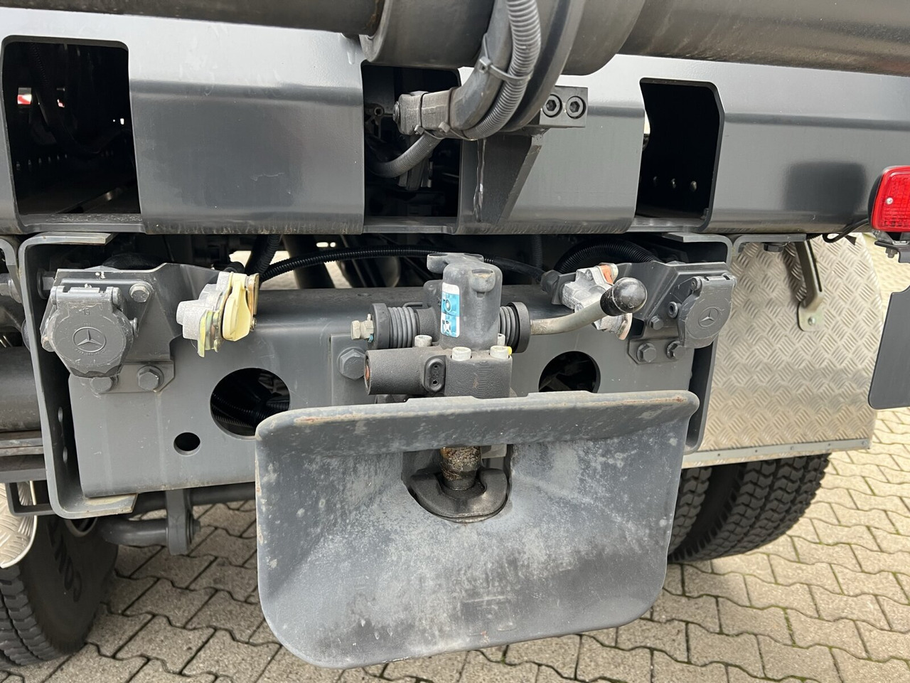 Yeni Şasi kamyon Mercedes-Benz Actros 2141 K 4x2 Actros 2141 K 4x2: fotoğraf 10