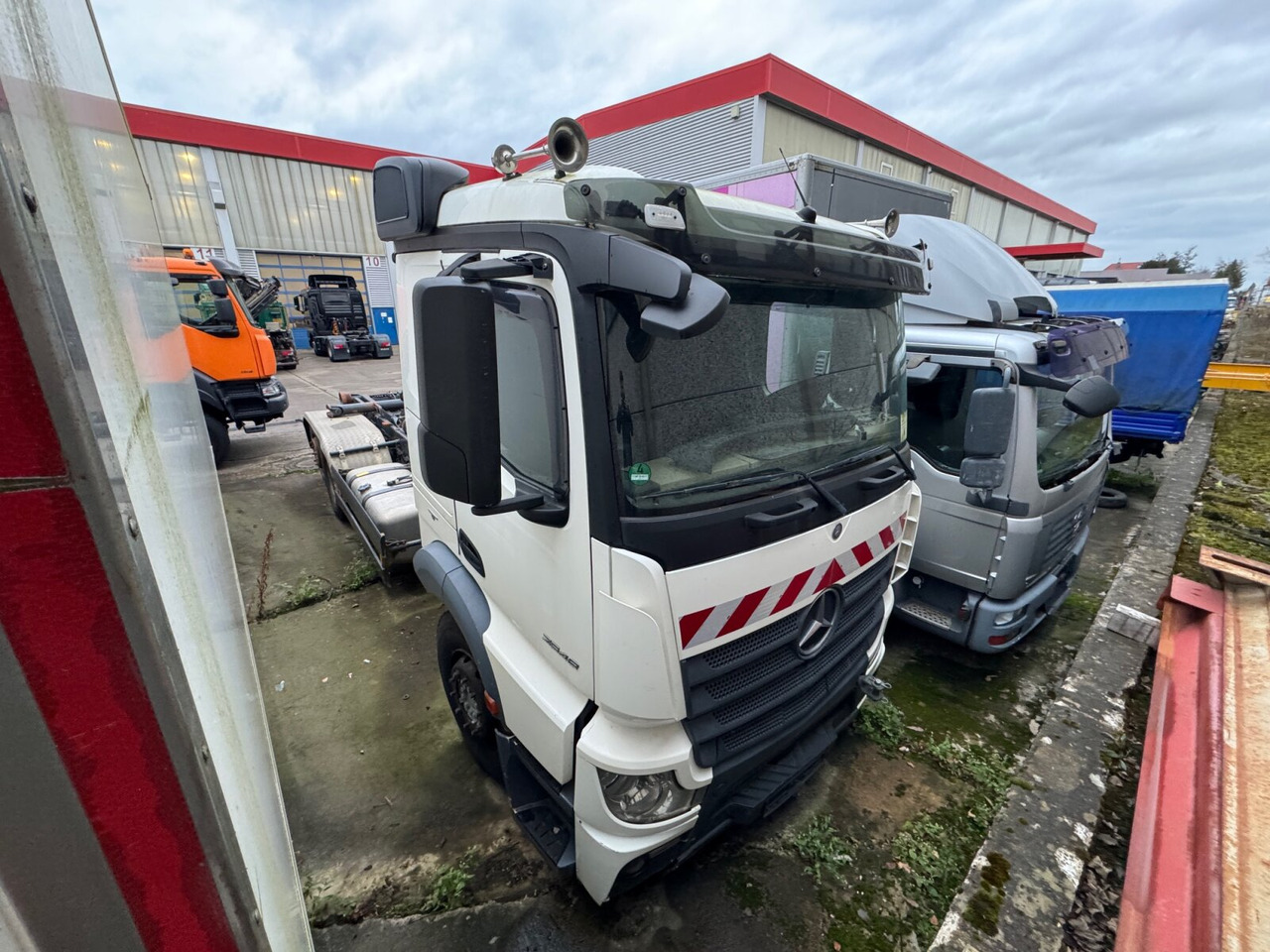 Kancalı yükleyici kamyon Mercedes-Benz Actros 2548 L 6x2, ERSATZTEILSPENDER! Actros 2548 L 6x2/46, Retarder, Lenk-/Liftachse, ERSATZTEILSPENDER!: fotoğraf 7