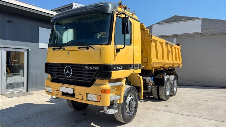Mercedes-Benz Actros 3343 AK 6x6 - Damperli kamyon: fotoğraf 1 Mercedes-Benz Actros 3343 AK 6x6 - Damperli kamyon: fotoğraf 1