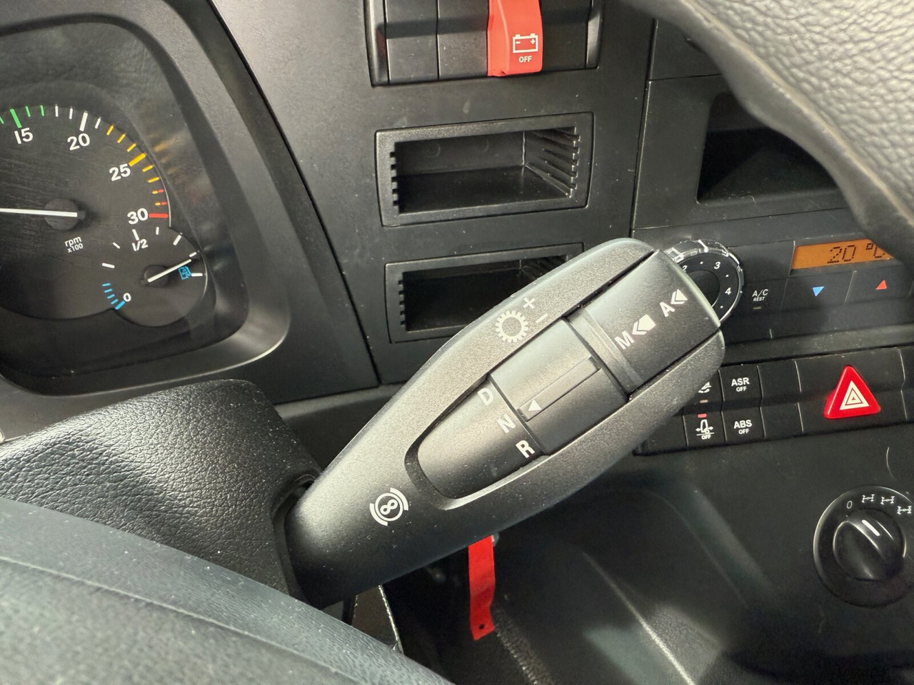 Mercedes-Benz Arocs 1827/30 A 4x4 Arocs 1827/30 A 4x4, Ex-! - Sal/ Açık kasa kamyon: fotoğraf 4 Mercedes-Benz Arocs 1827/30 A 4x4 Arocs 1827/30 A 4x4, Ex-! - Sal/ Açık kasa kamyon: fotoğraf 4