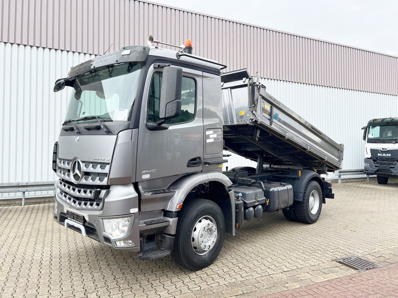 Mercedes-Benz Arocs 1840 K 4x2 Arocs 1840 K 4x2 - Damperli kamyon: fotoğraf 1 Mercedes-Benz Arocs 1840 K 4x2 Arocs 1840 K 4x2 - Damperli kamyon: fotoğraf 1