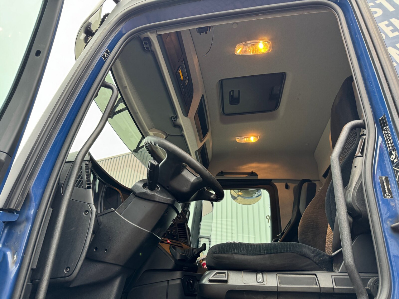 Mercedes-Benz Arocs 2642 6x4 Arocs 2642 6x4 mit Heckkran Atlas AK 186.3 V-2 - Vinçli kamyon, Sal/ Açık kasa kamyon: fotoğraf 3 Mercedes-Benz Arocs 2642 6x4 Arocs 2642 6x4 mit Heckkran Atlas AK 186.3 V-2 - Vinçli kamyon, Sal/ Açık kasa kamyon: fotoğraf 3