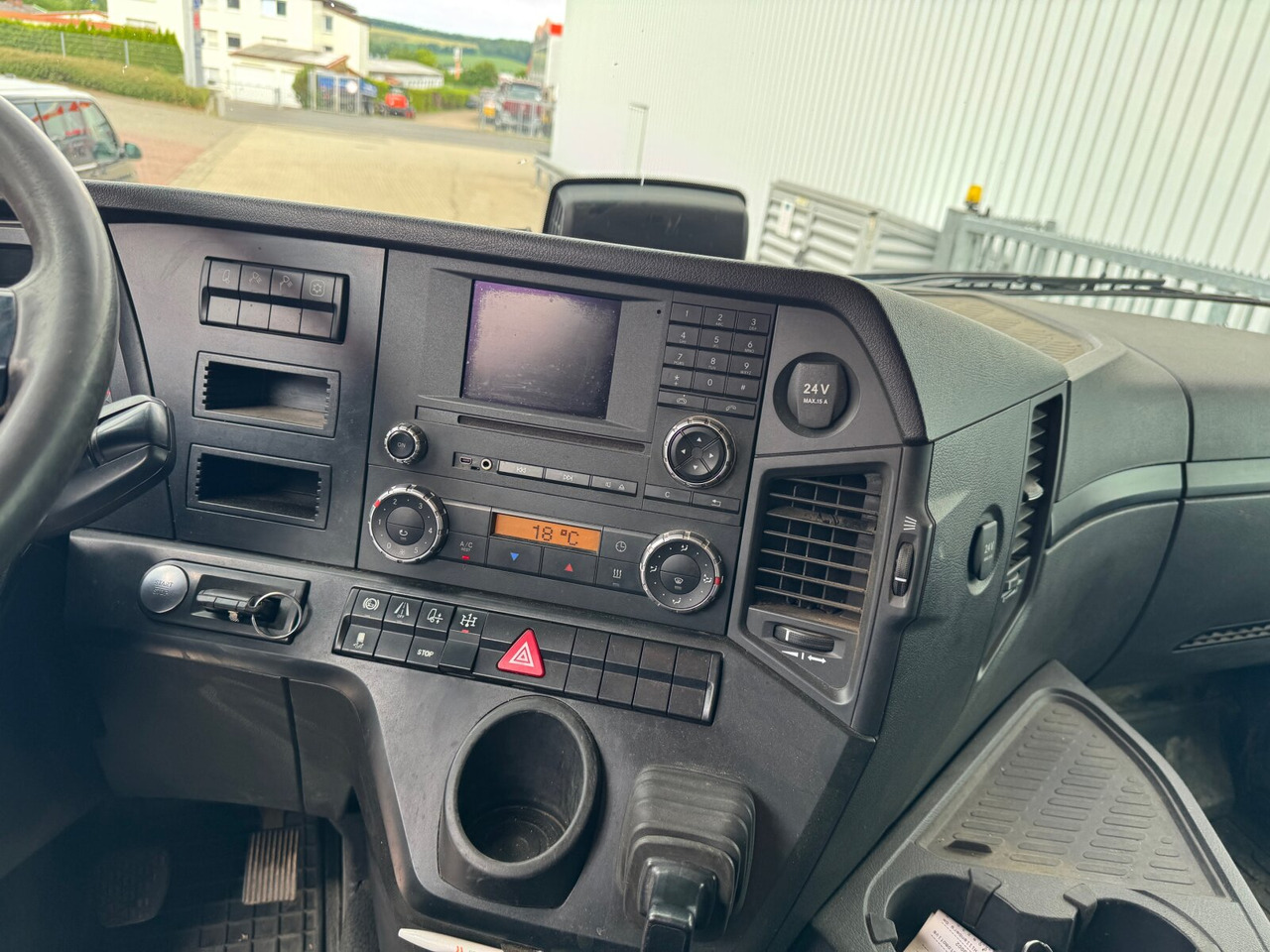 Mercedes-Benz Arocs 2651 L 6x4 Arocs 2651 L 6x4, Retarder, StreamSpace - Şasi kamyon: fotoğraf 2 Mercedes-Benz Arocs 2651 L 6x4 Arocs 2651 L 6x4, Retarder, StreamSpace - Şasi kamyon: fotoğraf 2