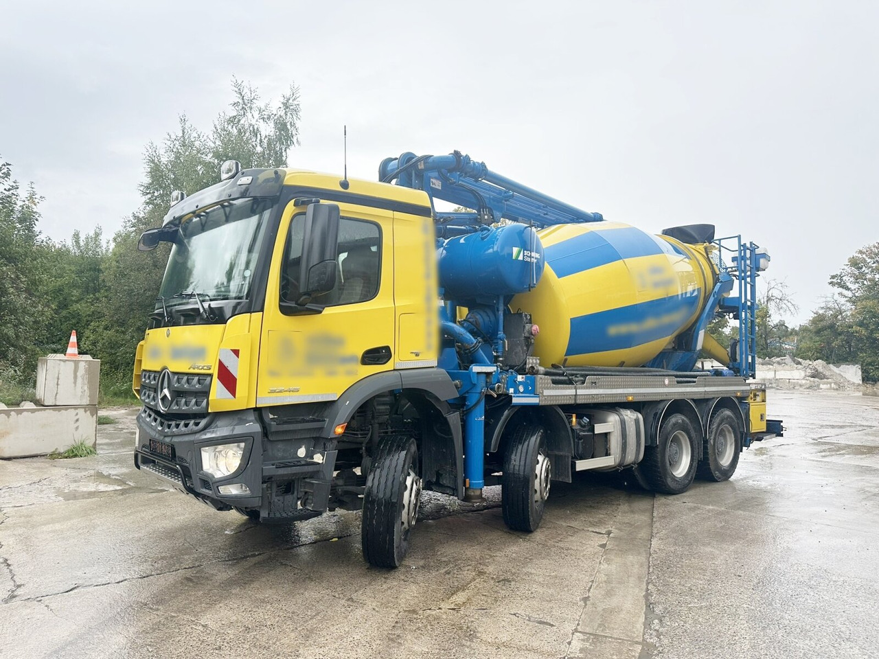 Mercedes-Benz Arocs 3246 B 8x4 Stetter Mischer 7m³, Pumpe 25m Arocs 3246 B 8x4 Stetter Mischer 7m³, Pumpe 25m - Transmikser: fotoğraf 1 Mercedes-Benz Arocs 3246 B 8x4 Stetter Mischer 7m³, Pumpe 25m Arocs 3246 B 8x4 Stetter Mischer 7m³, Pumpe 25m - Transmikser: fotoğraf 1
