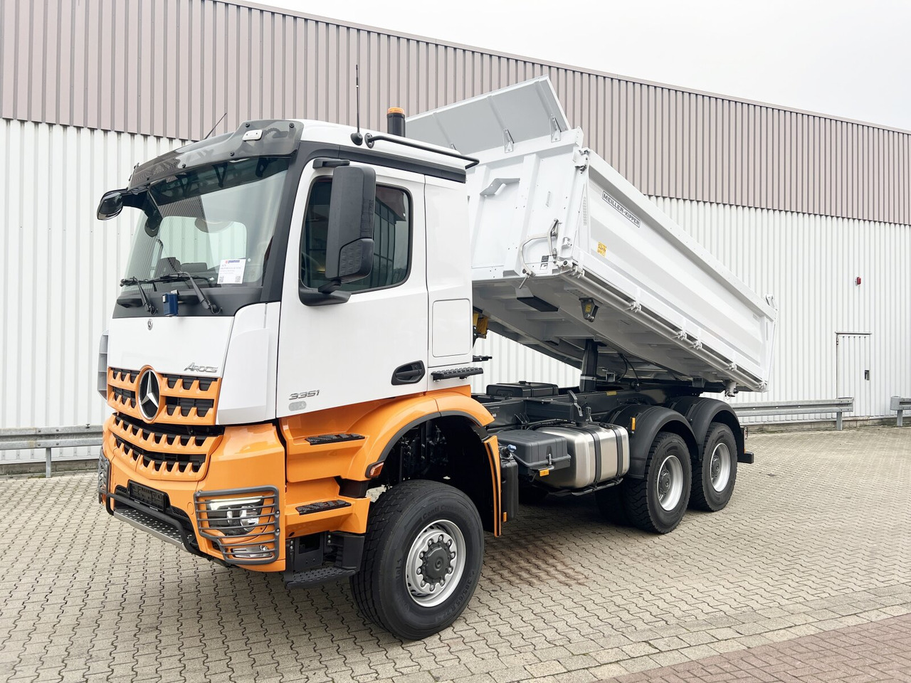 Mercedes-Benz Arocs 3351 AK 6x6 Arocs 3351 AK 6x6, Grounder - Damperli kamyon: fotoğraf 1 Mercedes-Benz Arocs 3351 AK 6x6 Arocs 3351 AK 6x6, Grounder - Damperli kamyon: fotoğraf 1