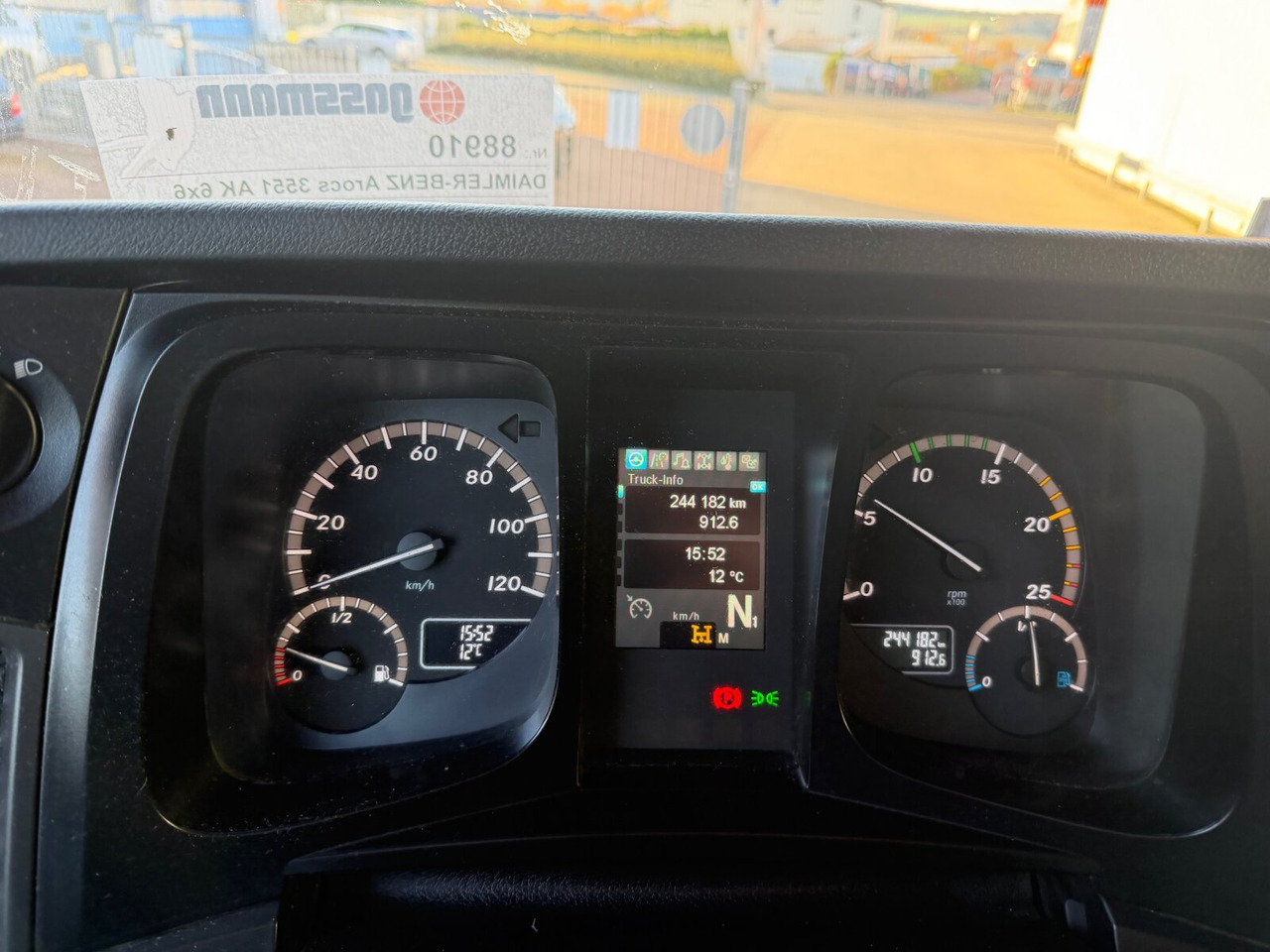 Mercedes-Benz Arocs 3351 AK 6x6 Arocs 3351 AK 6x6, Retarder, Grounder, Motorabtrieb, pneum. Heckklappenöffnung - Damperli kamyon: fotoğraf 5 Mercedes-Benz Arocs 3351 AK 6x6 Arocs 3351 AK 6x6, Retarder, Grounder, Motorabtrieb, pneum. Heckklappenöffnung - Damperli kamyon: fotoğraf 5