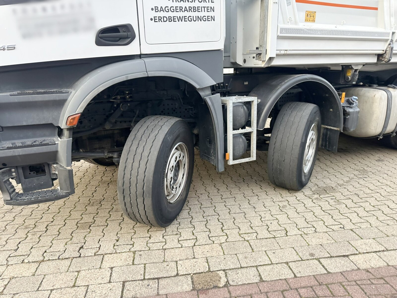 Mercedes-Benz Arocs 3445 K 8x4/4 Arocs 3445 K 8x4/4, Meiller Bordmatik links - Damperli kamyon: fotoğraf 3 Mercedes-Benz Arocs 3445 K 8x4/4 Arocs 3445 K 8x4/4, Meiller Bordmatik links - Damperli kamyon: fotoğraf 3